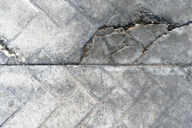 Cracked Concrete Restoration